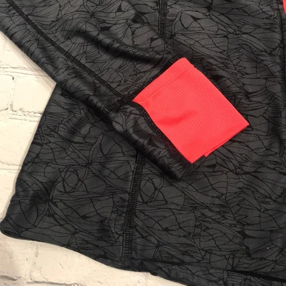 Mondetta Running Jacket - Picture 4 of 11